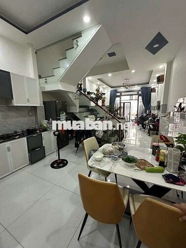 NHÀ 2 TẦNG ĐẸP — BÌNH TRỊ ĐÔNG (4,5m x 14m)