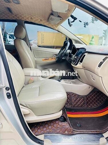 Toyota Innova 2009 G - 240747 km