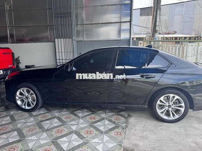 VinFast Lux A2.0 2019 Plus 2.0 AT - 60000 km