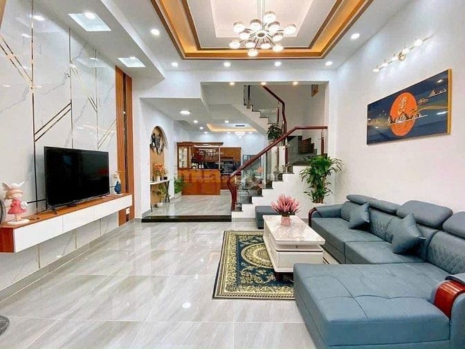CĂN NHÀ DUY NHẤT NGAY THCS LÊ QUÝ ĐÔN, ĐẦM SEN Q11 CHỈ HƠN 3 TỶ . SHR