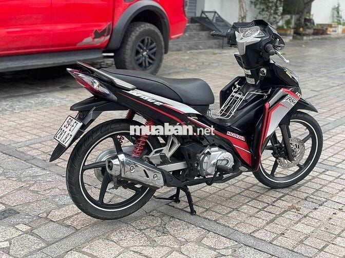 Wave Rsx 110 2013 chính chủ trả trc 5tr8 nhận xe