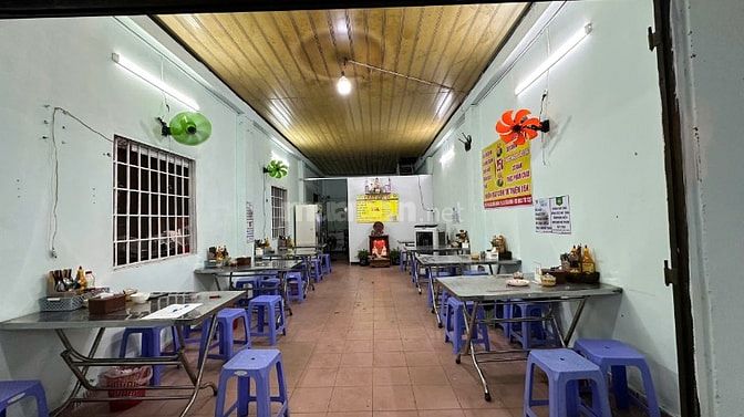 Cho thuê nhà mặt tiền Lạc Long Quân, P.9, Q.Tân Bình giá 18tr