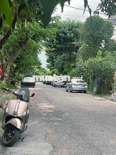 Bán đất tặng kèm biệt thự 213m2 khu an ninh yên tĩnh giữa lòng Sài Gòn