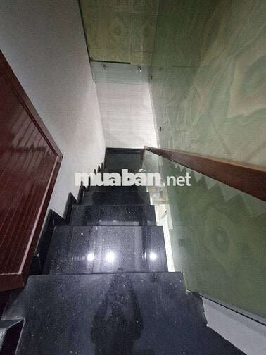 Bán nhà quận 7 _lê văn lương _29,5m2,2 tầng,2PN, hơn 3 tỷ xíu