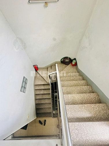 Bán nhà hẻm 5m sát Nguyễn Thị Nhỏ, Tân Bình, 79m2, 4 tầng 10PN, chỉ 9 