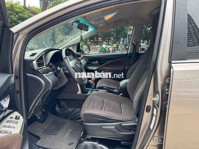 Toyota Innova 2021 G 2.0 AT - 68000 km