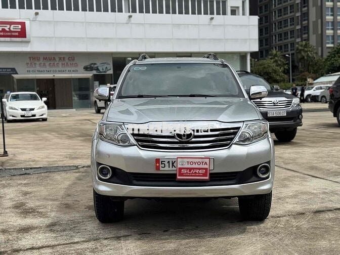 Toyota Fortuner 2014 2.7V 4x2 AT - 167000 km