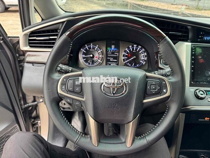 Toyota Innova 2021 G 2.0 AT - 68000 km