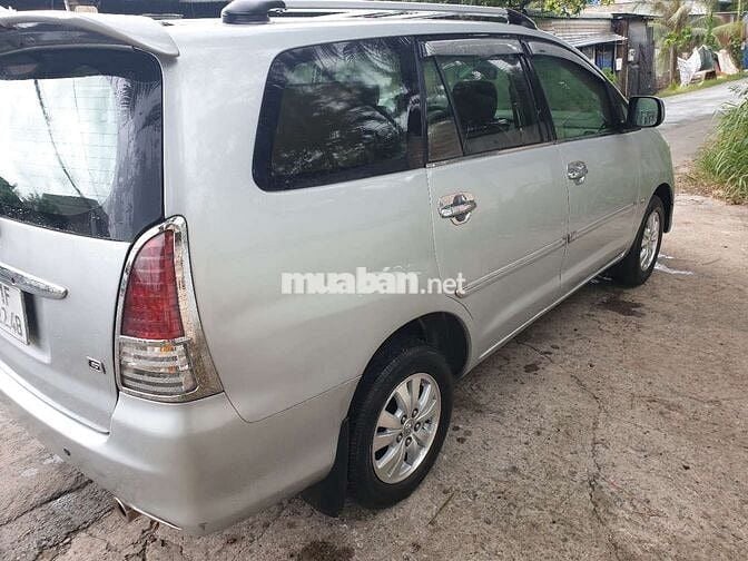 Innova 2009 G