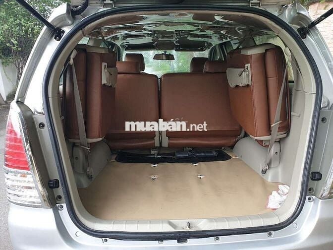 Innova 2009 G