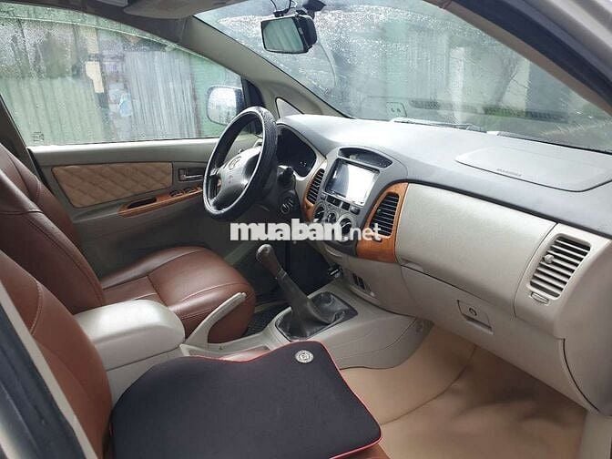 Innova 2009 G