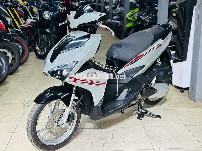 XE MÁY THỊNH PHÁT - HODA AIRBLADE XÁM XI MĂNG LƯỚT