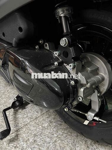 vespa sprint 150 cc màu xám đen