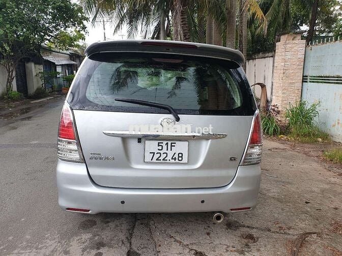 Innova 2009 G