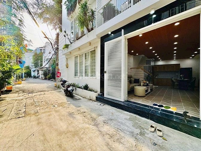 Bán Nhà Phố Đẹp Đường Thống Nhất, Phường 16, Quận Gò vấp, Hồ chí Minh 