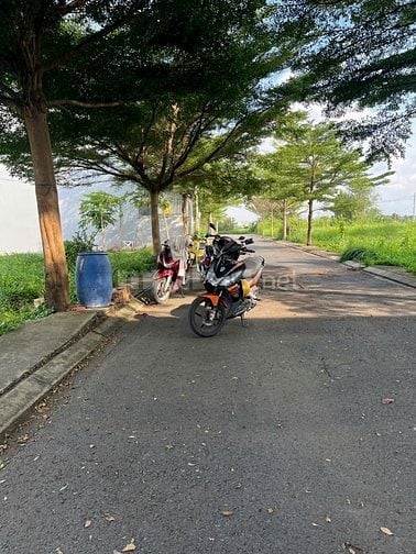 ĐẤT THỔ CƯ KDC ĐƯỜNG BÌNH MỸ VÀO 300M