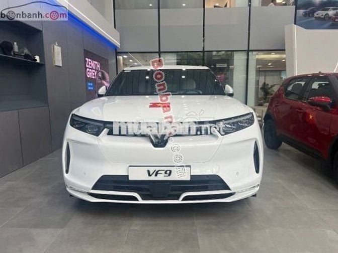 VinFast VF9 Plus 2025
