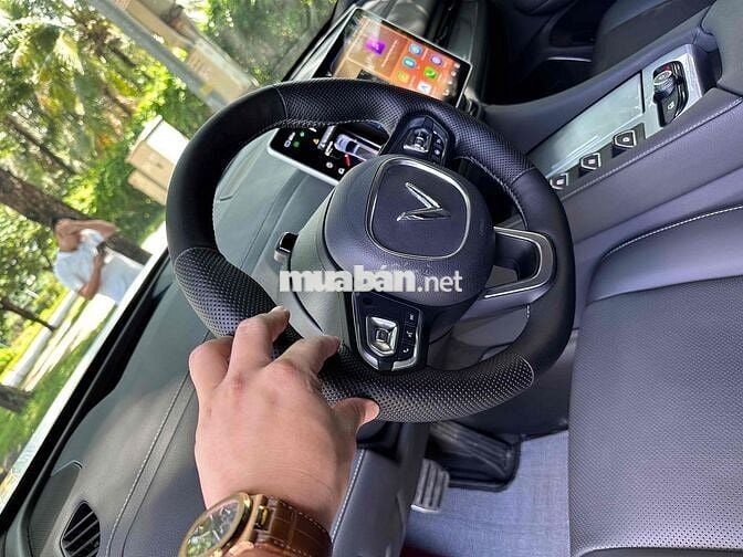 VinFast VF9 Plus pin mới CATL 620km/1 lần sạc