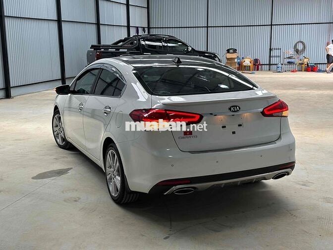 Kia Cerato 2017 1.6 AT - 1 chủ Đắk Lắk