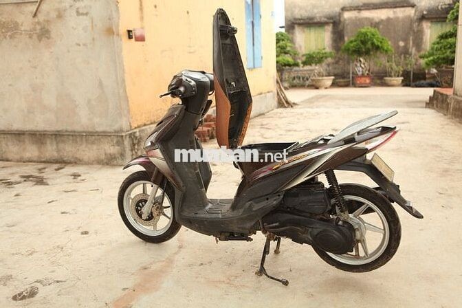 Xe máy Enjoy chính chủ cần sửa chữa giá đồng nát
