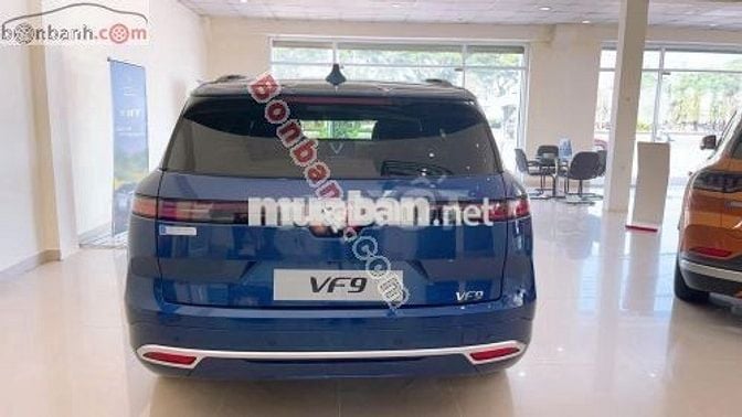 VinFast VF9 Plus 2025