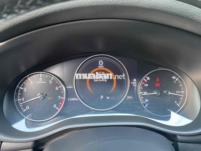 Mazda 3 2024 1.5L Luxury - 13000 km