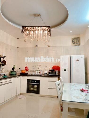 Bán nhà Lạc Long Quân, Ngõ ô tô, 50m2, 5 tầng, 13.5 Tỷ, Tổ ấm tinh hoa