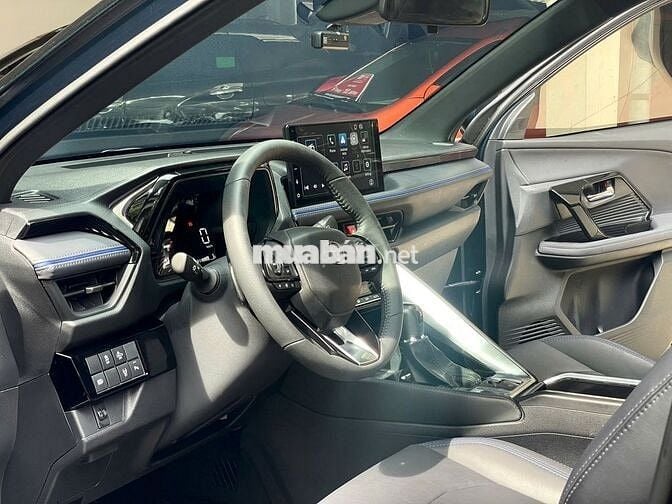Yaris Cross 2024 1.5CVT máy xăng - 32.000 km