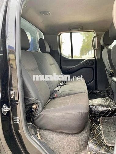 Nissan máy dầu 2 cầu