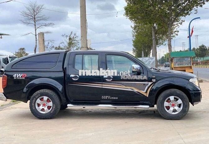 Nissan máy dầu 2 cầu