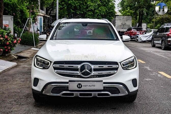 Mercedes Benz GLC 2021 200 - 15000 km