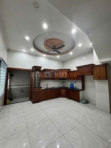 Cho thuê nhà mặt tiền Tỉnh Lộ 10, P.Tân Tạo A, Q.Bình Tân giá 27tr