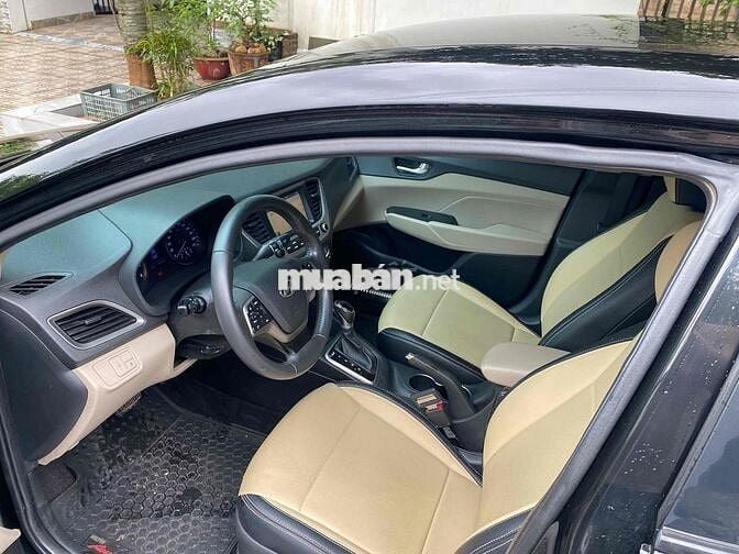 Hyundai Accent 2019 1.4 AT - 80000 km
