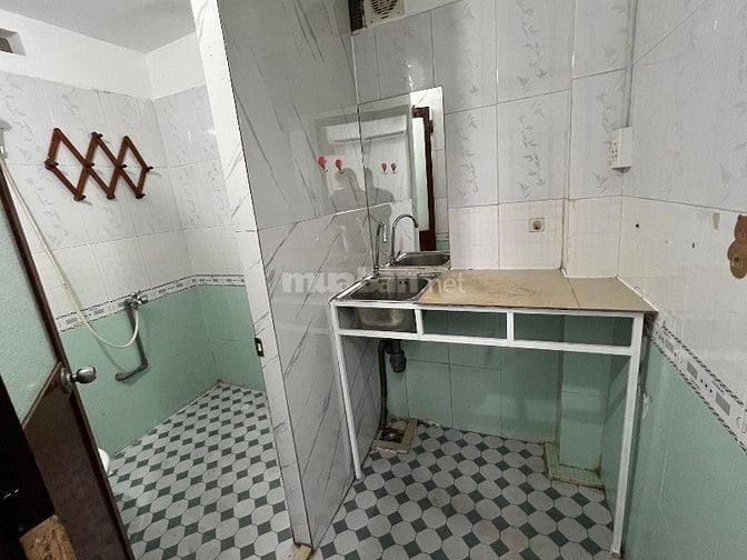 Phòng trọ cho thuê giá 3.4tr, đ/c 236/25/6 Điện Biên phủ, Bình thành 