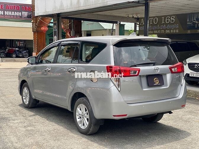 Toyota Innova 2016 2.0E