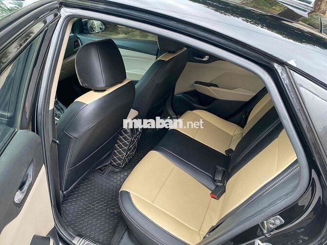 Hyundai Accent 2019 1.4 AT - 80000 km