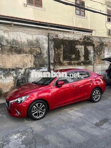 Mazda 2 2016  1.5 AT Sedan - 50000 km