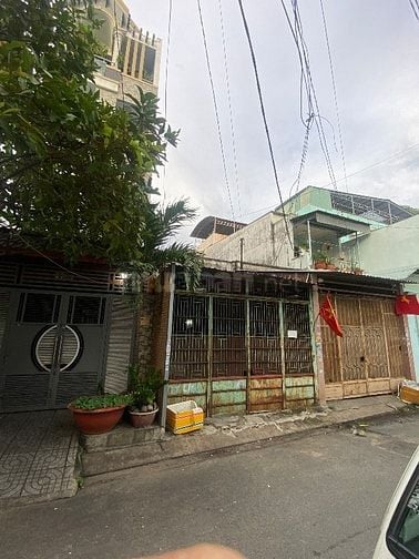 Bán nhà chính chủ , cấp4 tiện xây mới , hẻm rộng ,thông 2 đường lớn