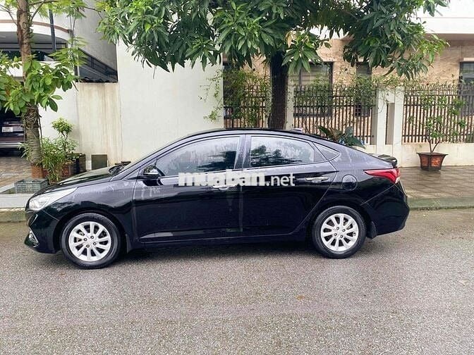 Hyundai Accent 2019 1.4 AT - 80000 km