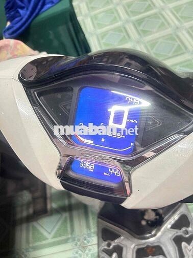 gđ cần bán SH 125 cbs sx 2022. chính chủ