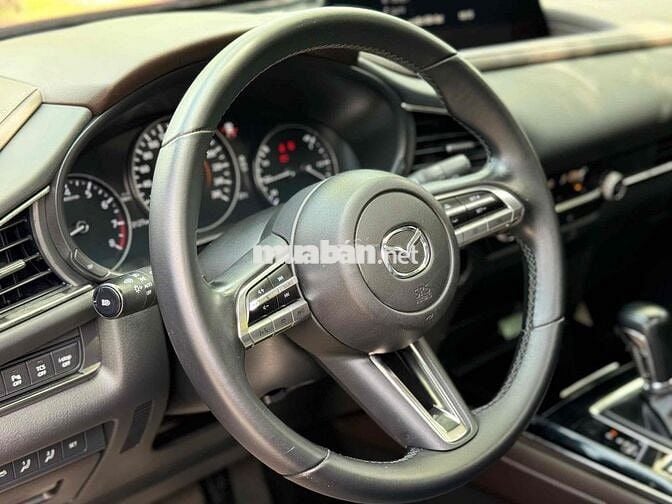Mazda CX-30 2022 Premium 2.0 AT - 33000 km