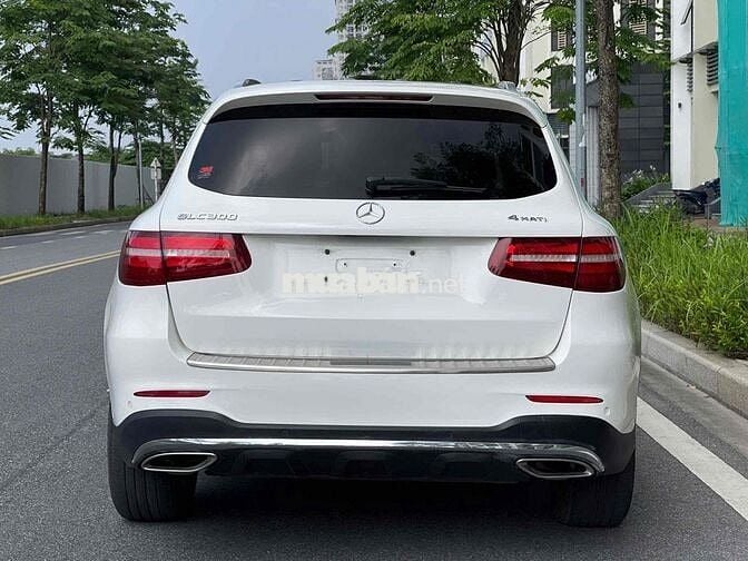 Mercedes Benz GLC Class 2017 300 4MATIC