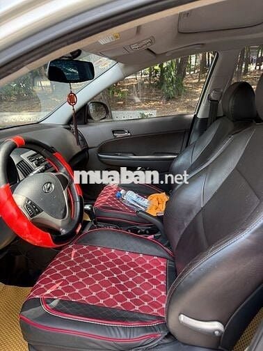 Hyundai L30CW 2010 Nhập Khấu