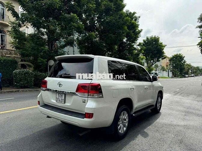 Toyota Land Cruiser 2020 4.6 V8 - 115000 km