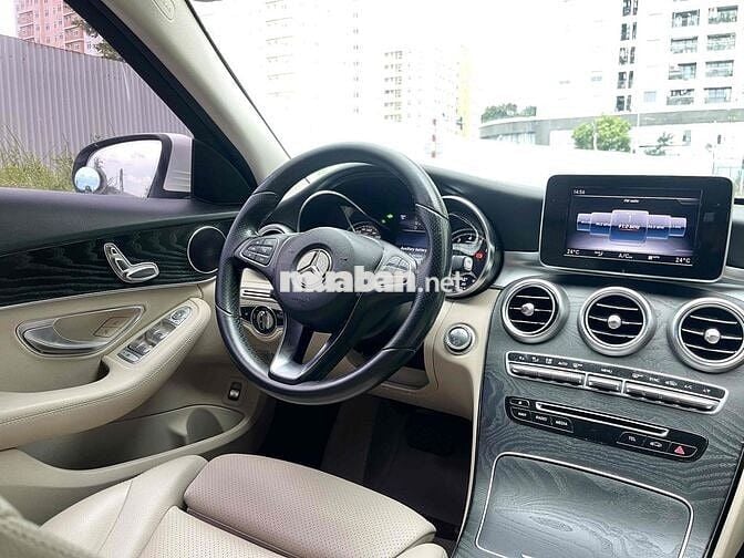 Mercedes Benz C Class 2017 C200 - 2.0AT