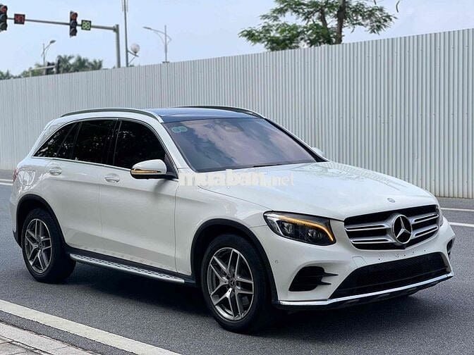 Mercedes Benz GLC Class 2017 300 4MATIC