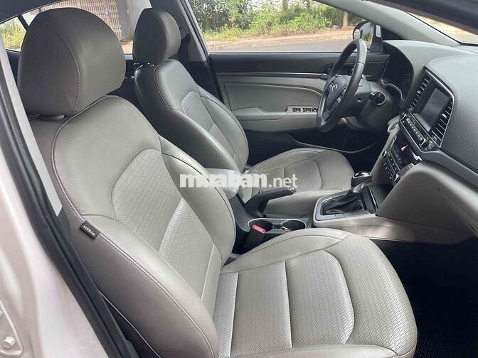 Siu cọp Hyundai Elantra 2016 1.6 AT