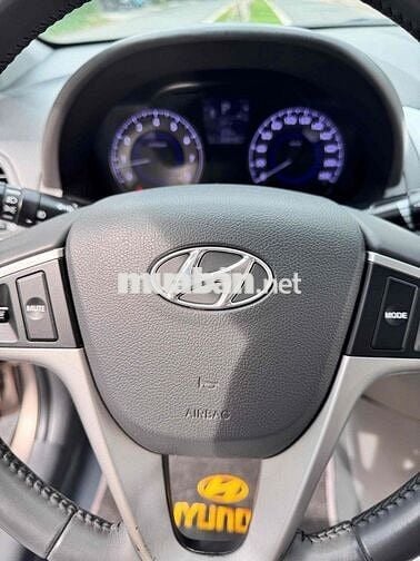 Hyundai Accent 2013 1.4 AT - 90000 km