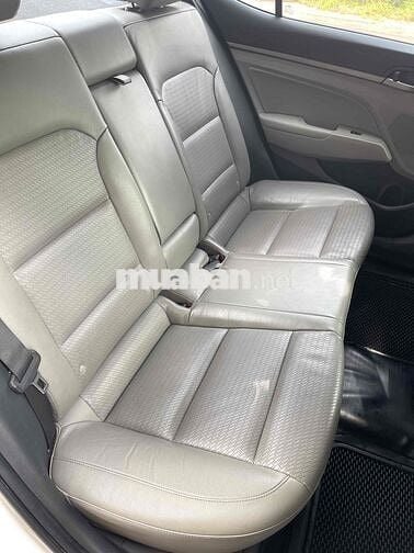 Siu cọp Hyundai Elantra 2016 1.6 AT