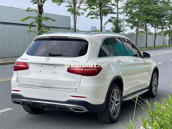 Mercedes Benz GLC Class 2017 300 4MATIC